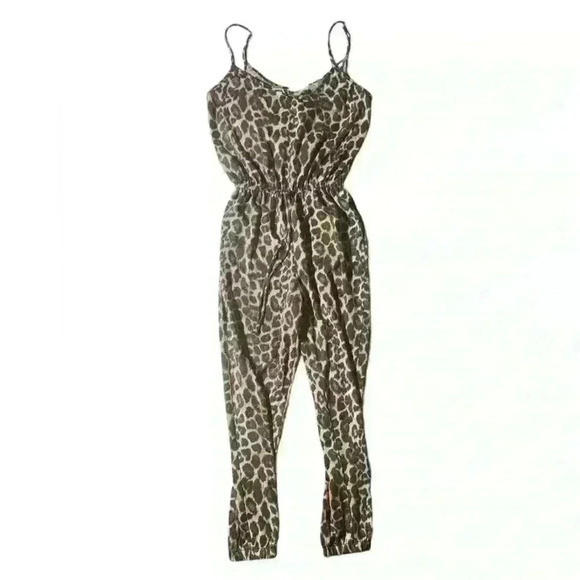 Socialite‎ cheetah print one-piece romper jumpsuit women’s size small - Picture 1 of 7
